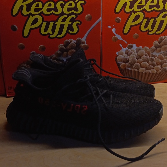 Yeezy 350 V2 Bred - Picture 1 of 2